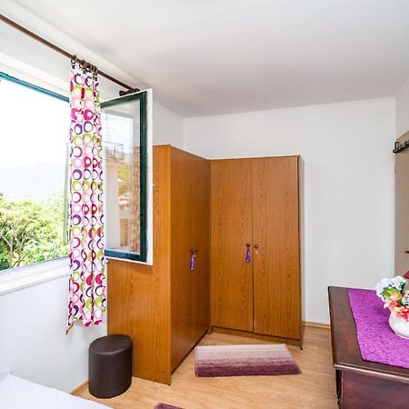 Apartment Laurel Leaf Lovorno ภายนอก รูปภาพ