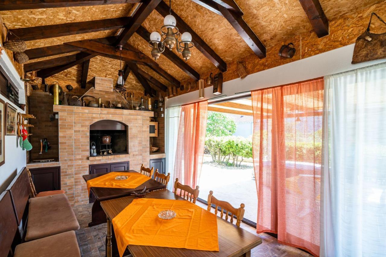 Apartment Laurel Leaf Lovorno ภายนอก รูปภาพ